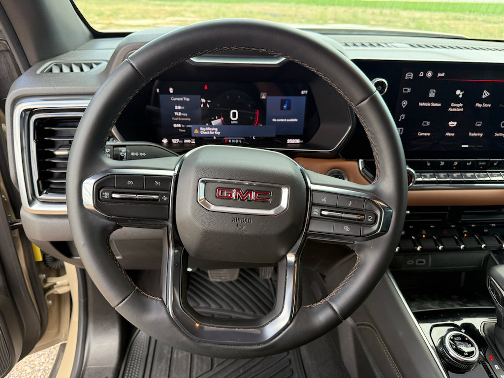 Used 2024 GMC Canyon AT4 w/ Technology Package AWD/4WD image 20