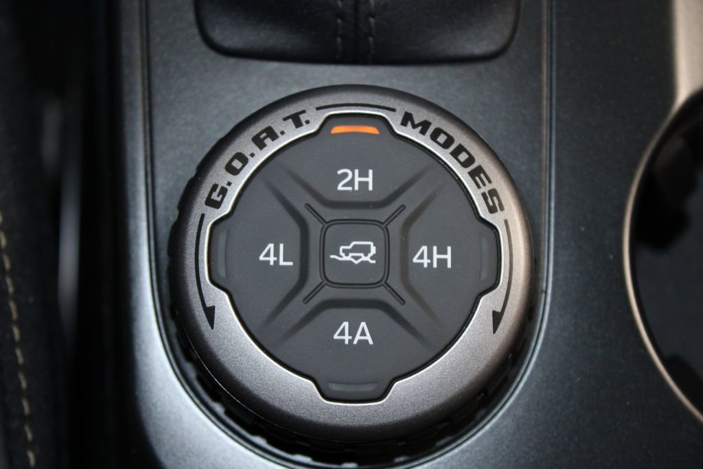 New 2025 Ford Bronco Badlands image 41