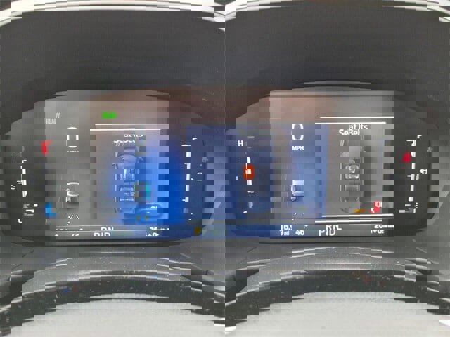 New 2025 Ford Escape SE w/ Class II Trailer Tow Package image 24