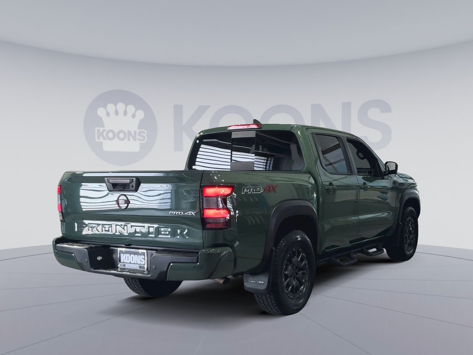 Used 2023 Nissan Frontier PRO-4X w/ Pro-4X Premium Package AWD/4WD image 11