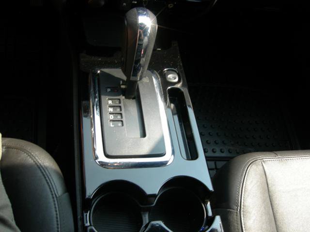 Used 2010 Ford Escape Limited AWD/4WD image 14