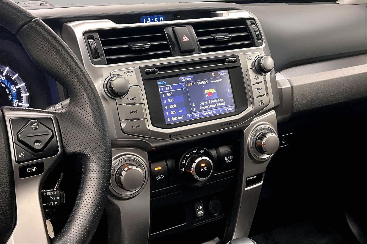 Used 2019 Toyota 4Runner SR5 Premium RWD image 7