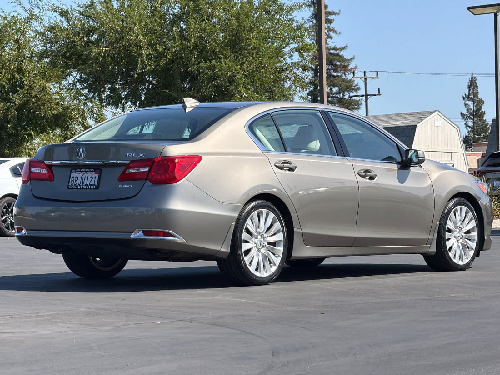 Used 2015 Acura RLX w/ Technology Package FWD image 2