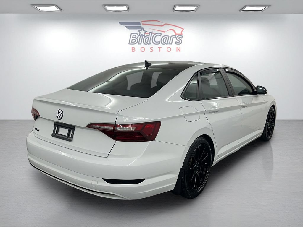 Used 2020 Volkswagen Jetta SE FWD image 4