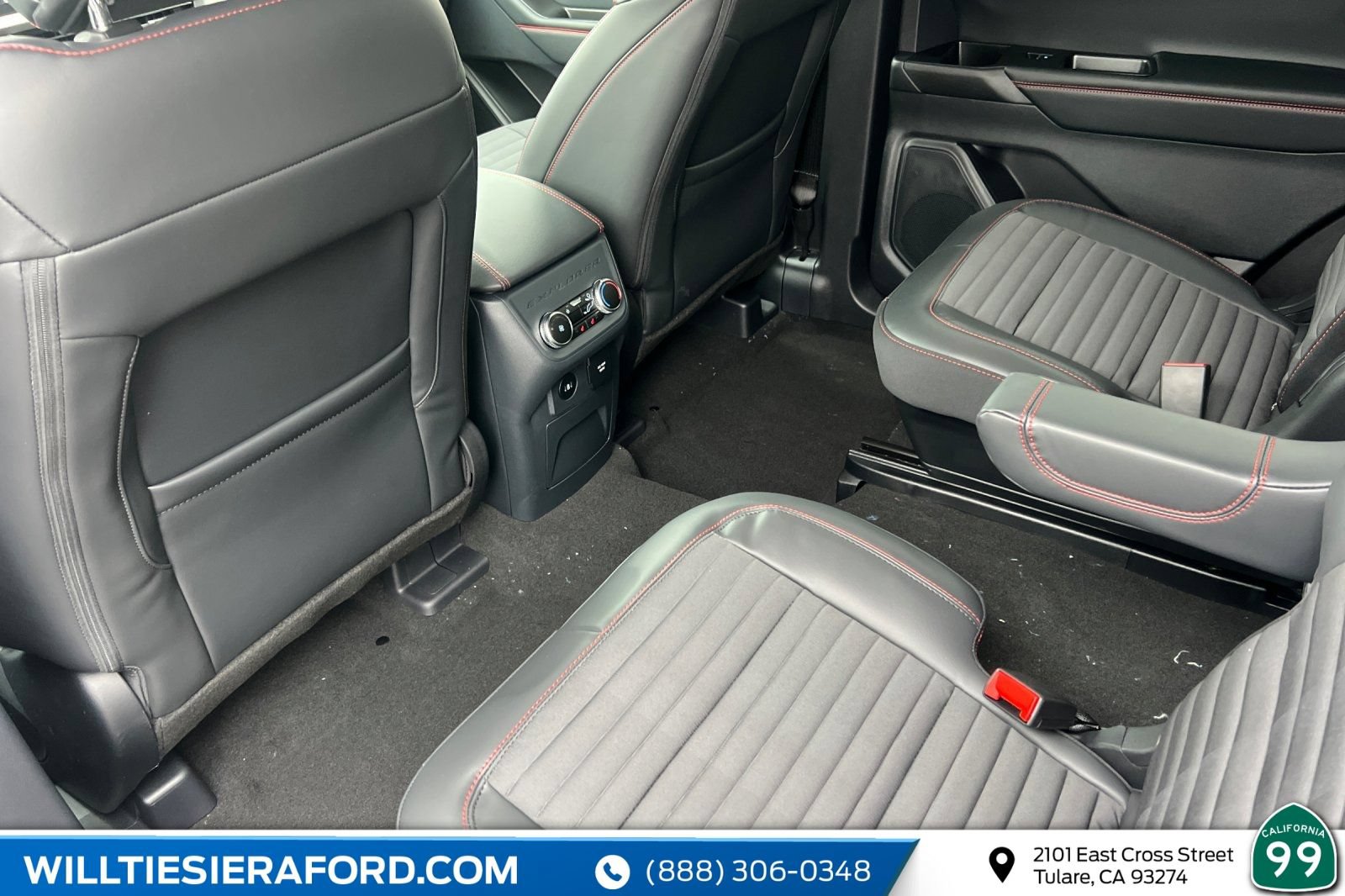 New 2026 Ford Explorer ST-Line w/ ST-Line Street Pack RWD image 13