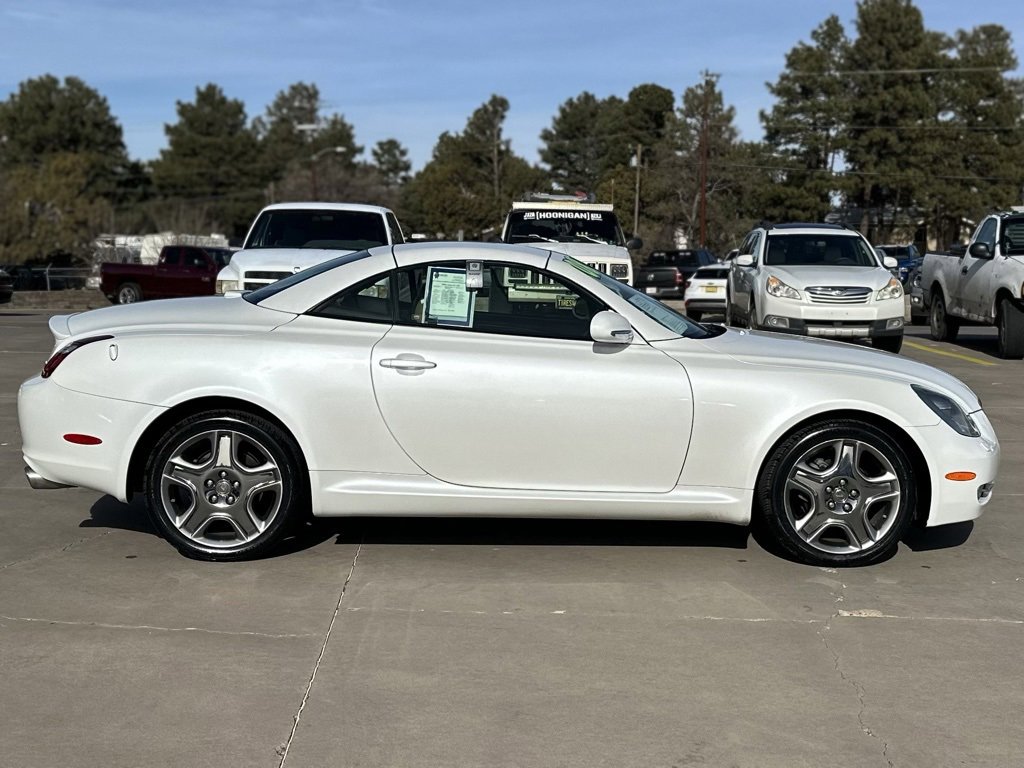 Used 2008 Lexus SC 430 Convertible image 2