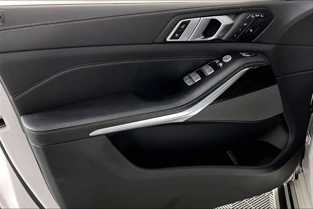 Used 2025 BMW X7 xDrive40i image 20