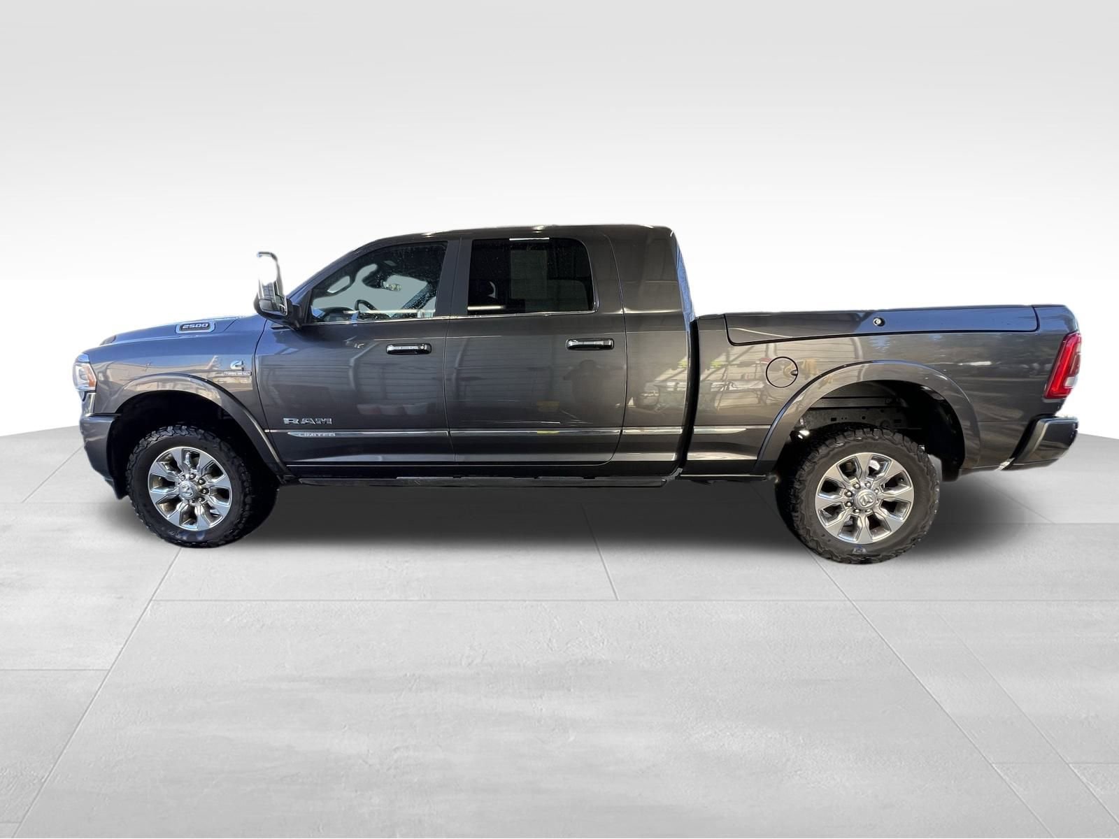 Used 2022 RAM 2500 Limited image 10