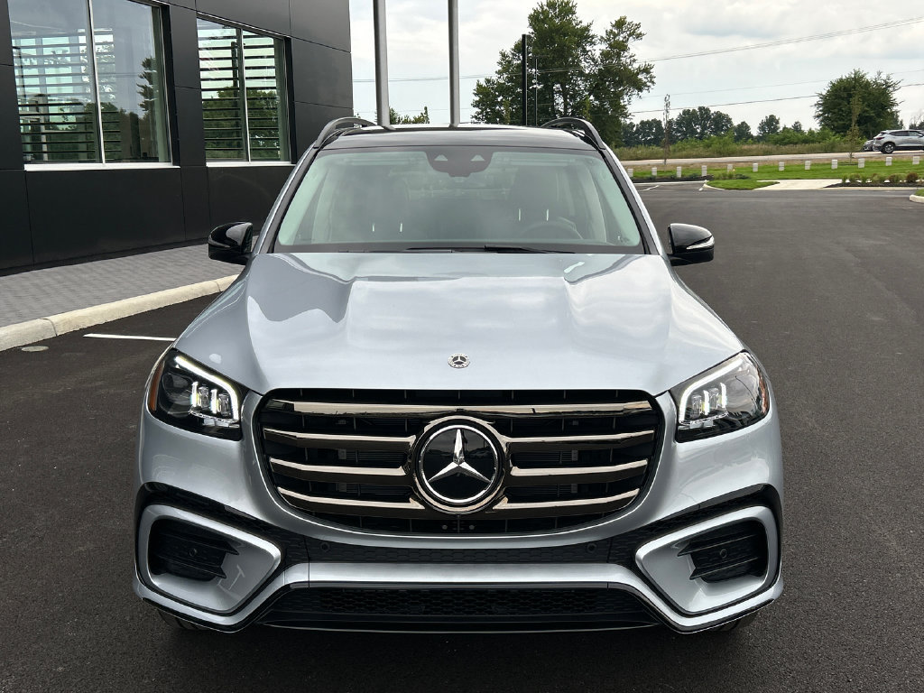 New 2026 Mercedes-Benz GLS 450 4MATIC image 3