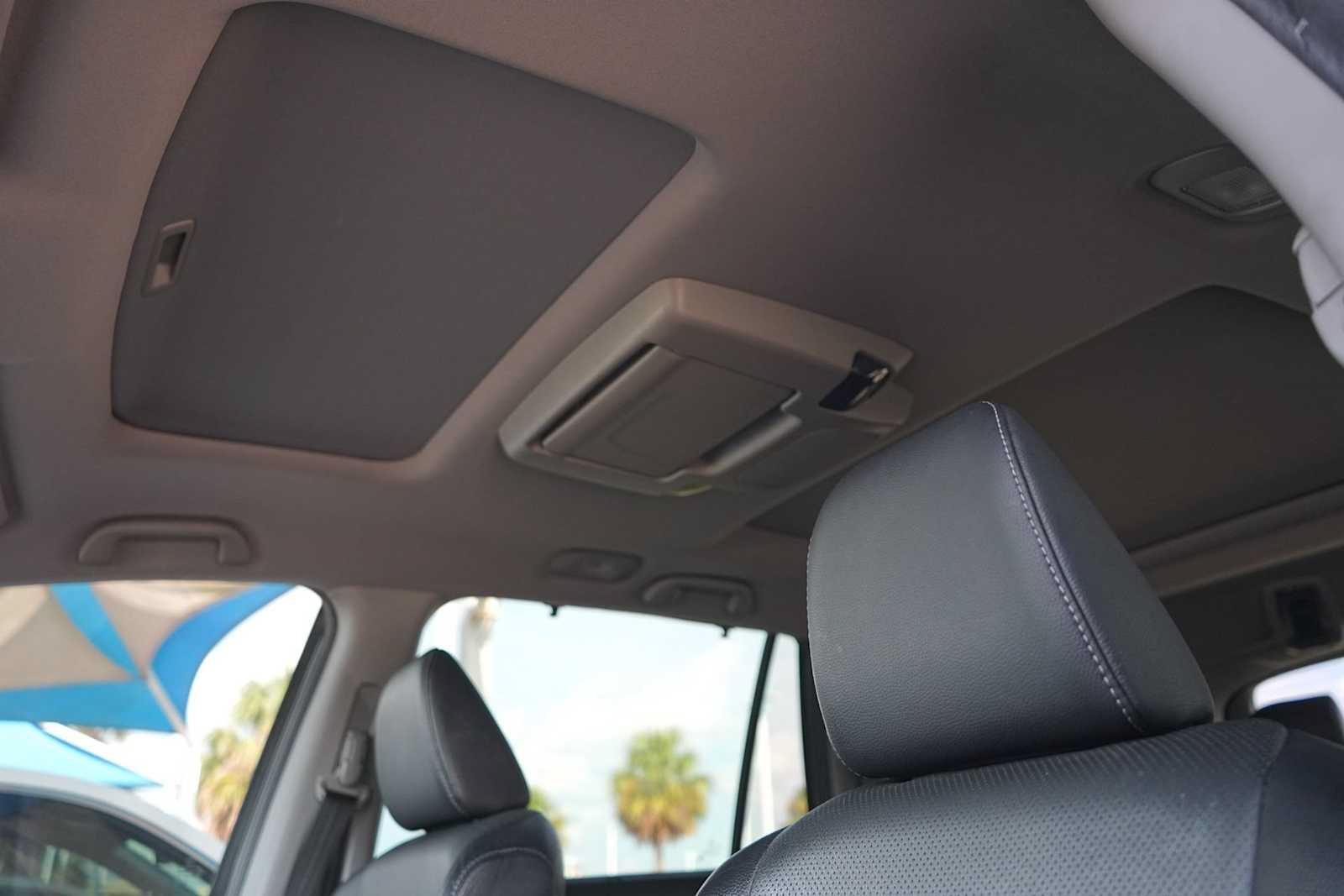 Used 2019 Honda Pilot Elite image 25