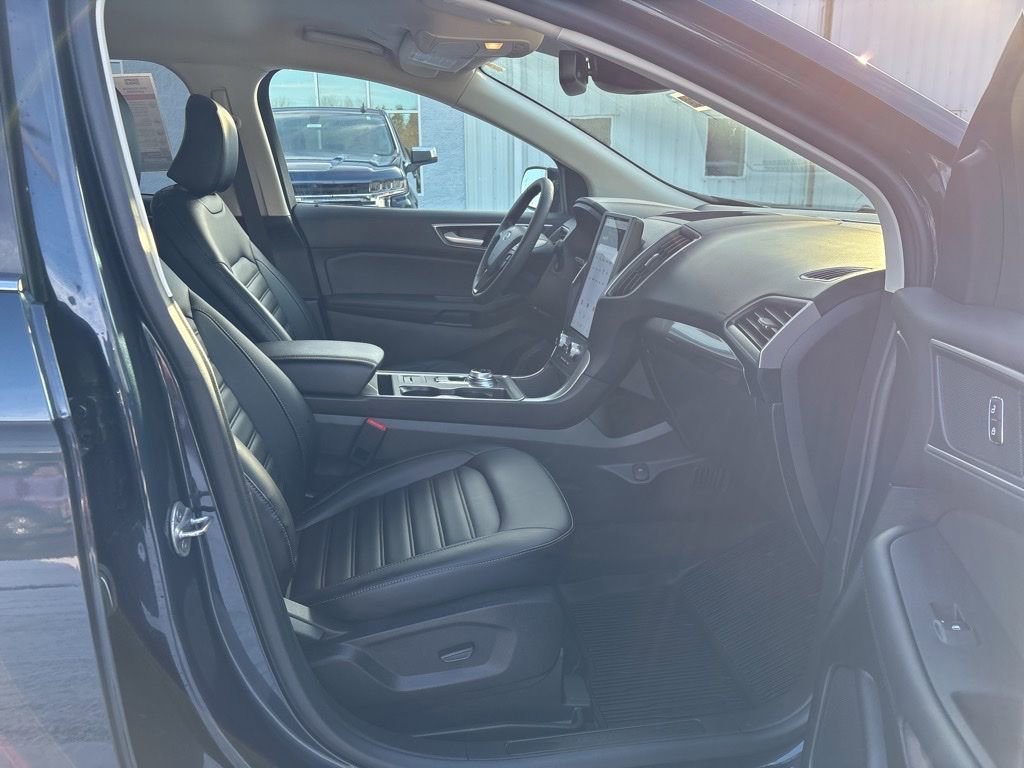 Used 2024 Ford Edge SEL w/ Convenience Package image 20