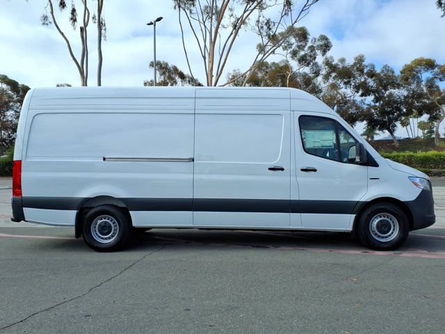 New 2025 Mercedes-Benz eSprinter 170 Cargo image 18