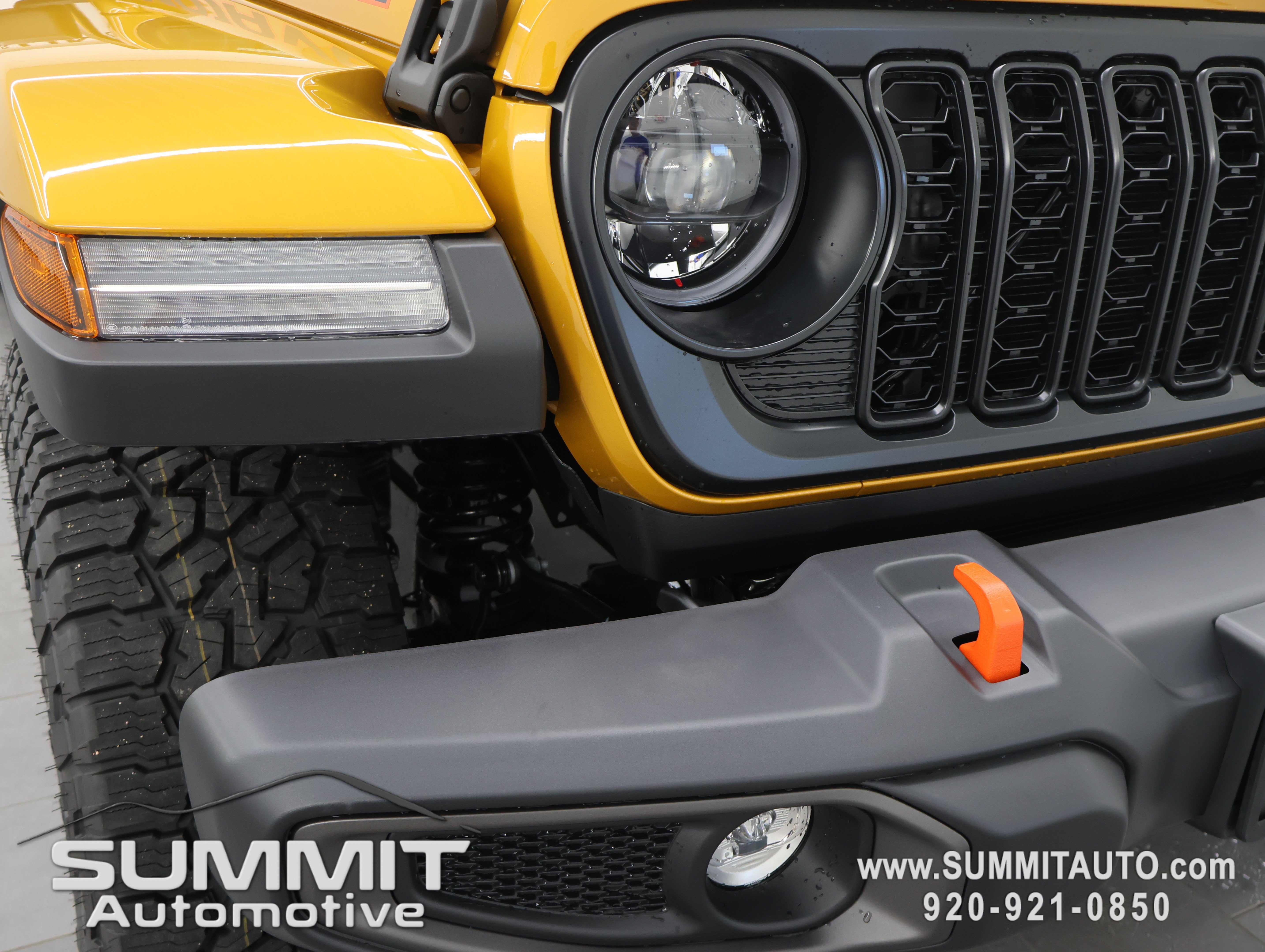 New 2026 Jeep Gladiator Mojave w/ Safety Group AWD/4WD image 22