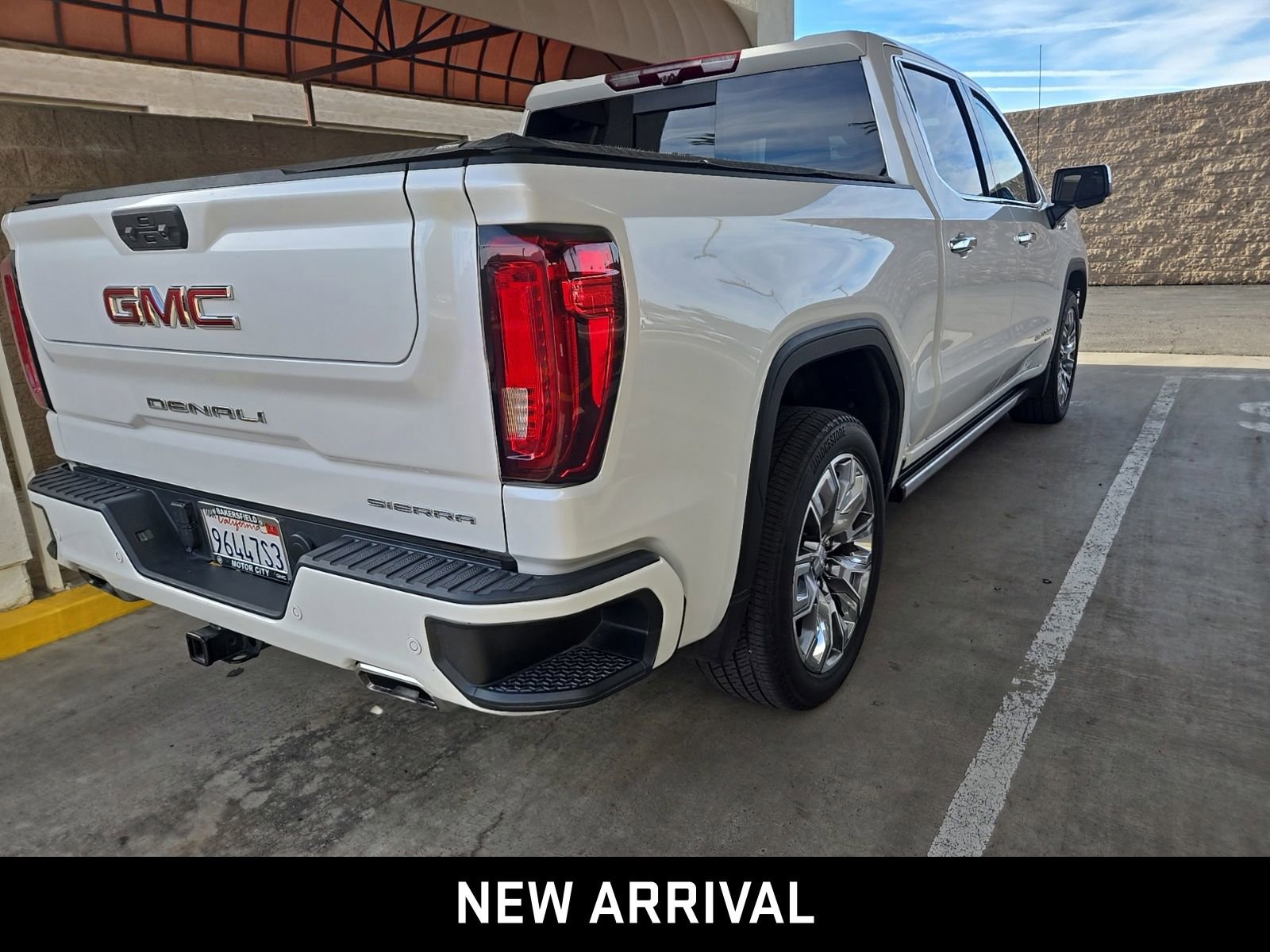 Certified 2023 GMC Sierra 1500 Denali w/ Denali Reserve Package image 3