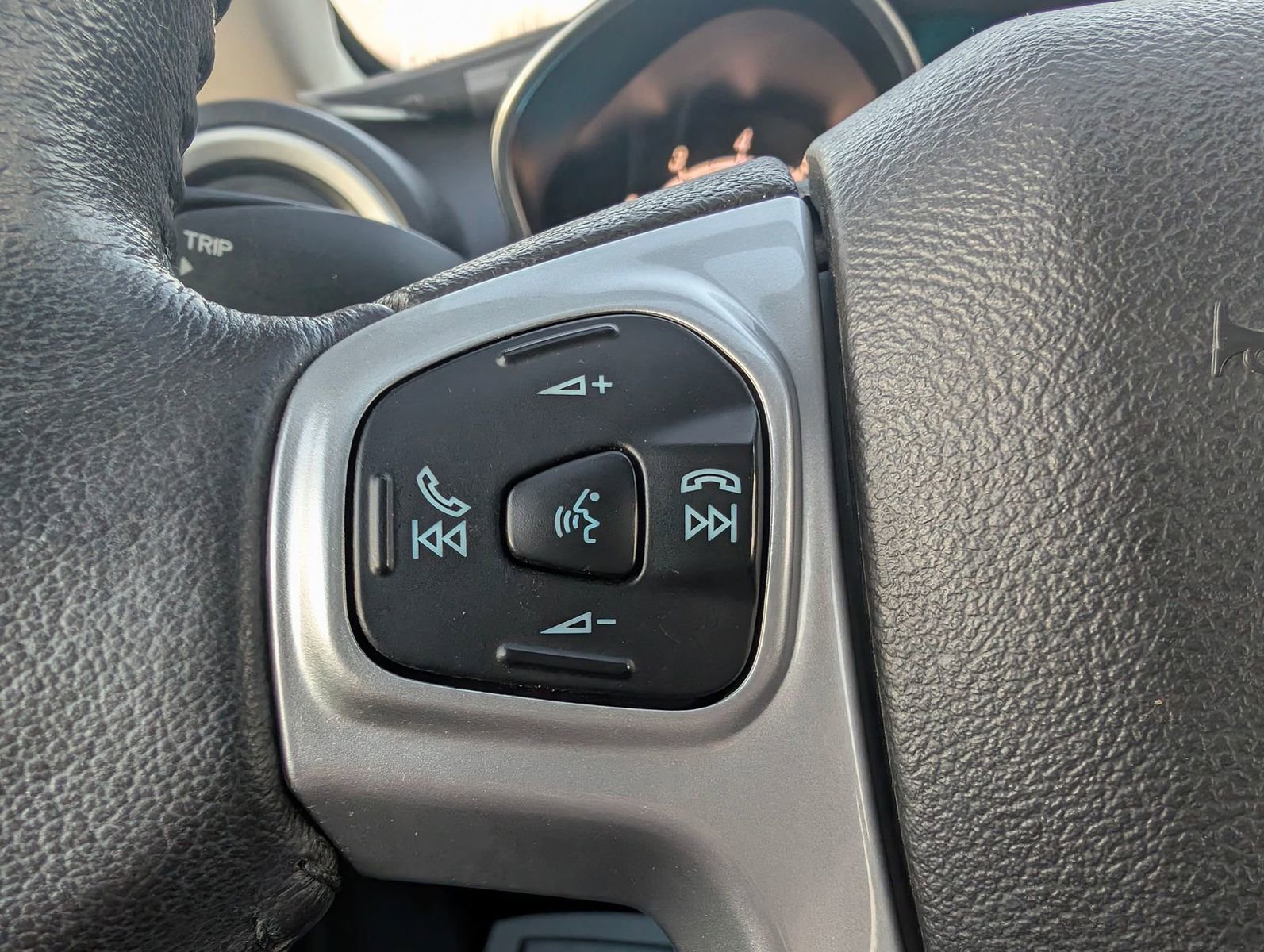 Used 2016 Ford Fiesta SE image 12