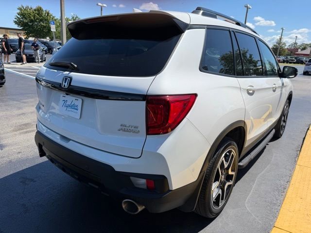 Used 2023 Honda Passport Elite image 11