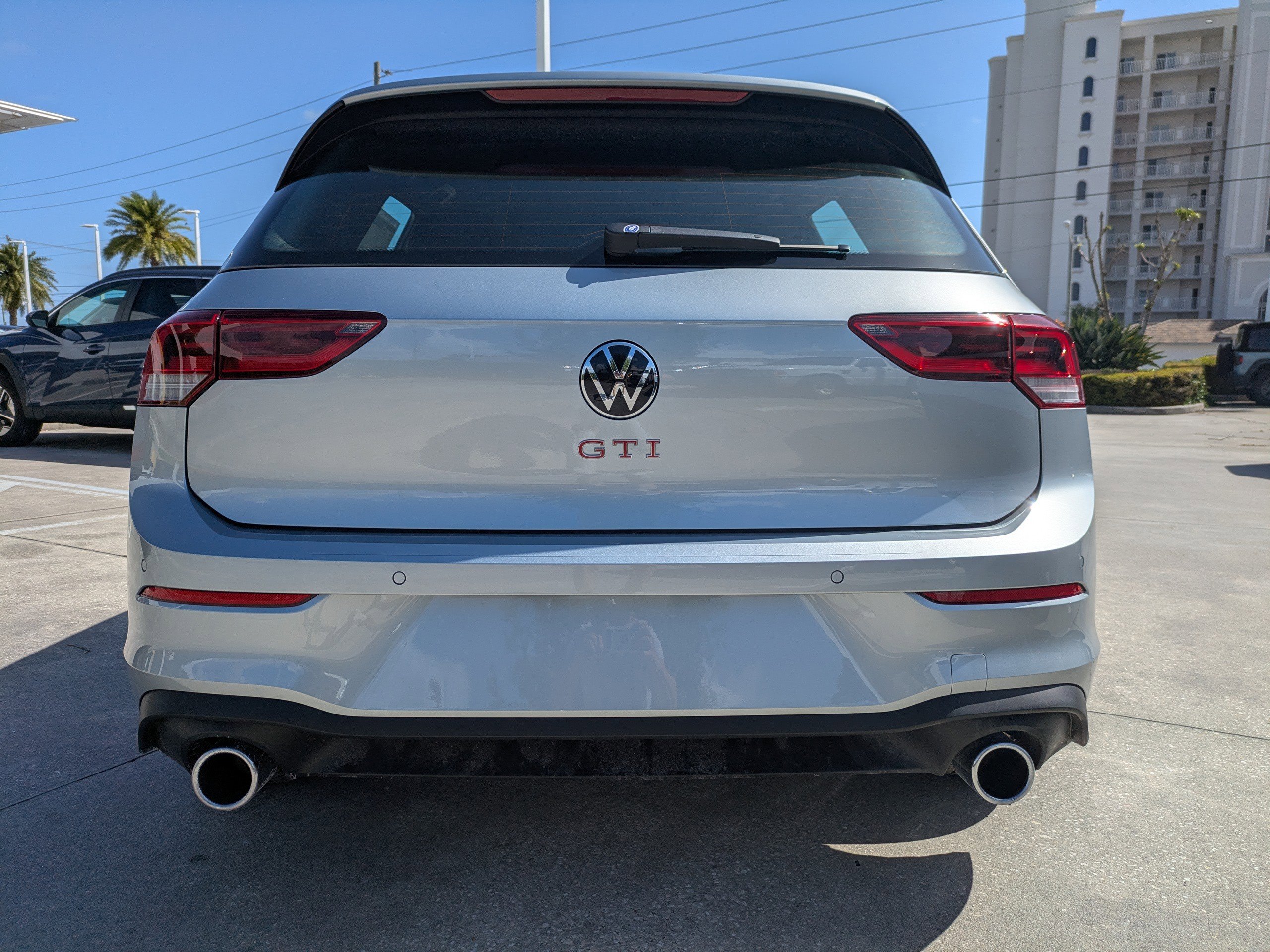 New 2026 Volkswagen GTI SE FWD image 5