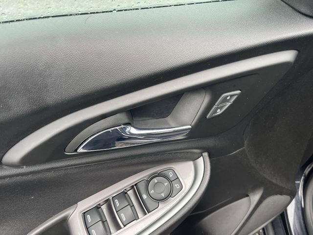 Used 2023 Chevrolet Malibu LT image 18