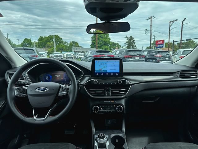 Used 2022 Ford Escape SEL w/ SEL Stealth AWD Package image 19