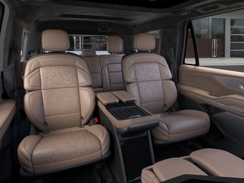 New 2026 Lincoln Navigator Black Label AWD/4WD image 11