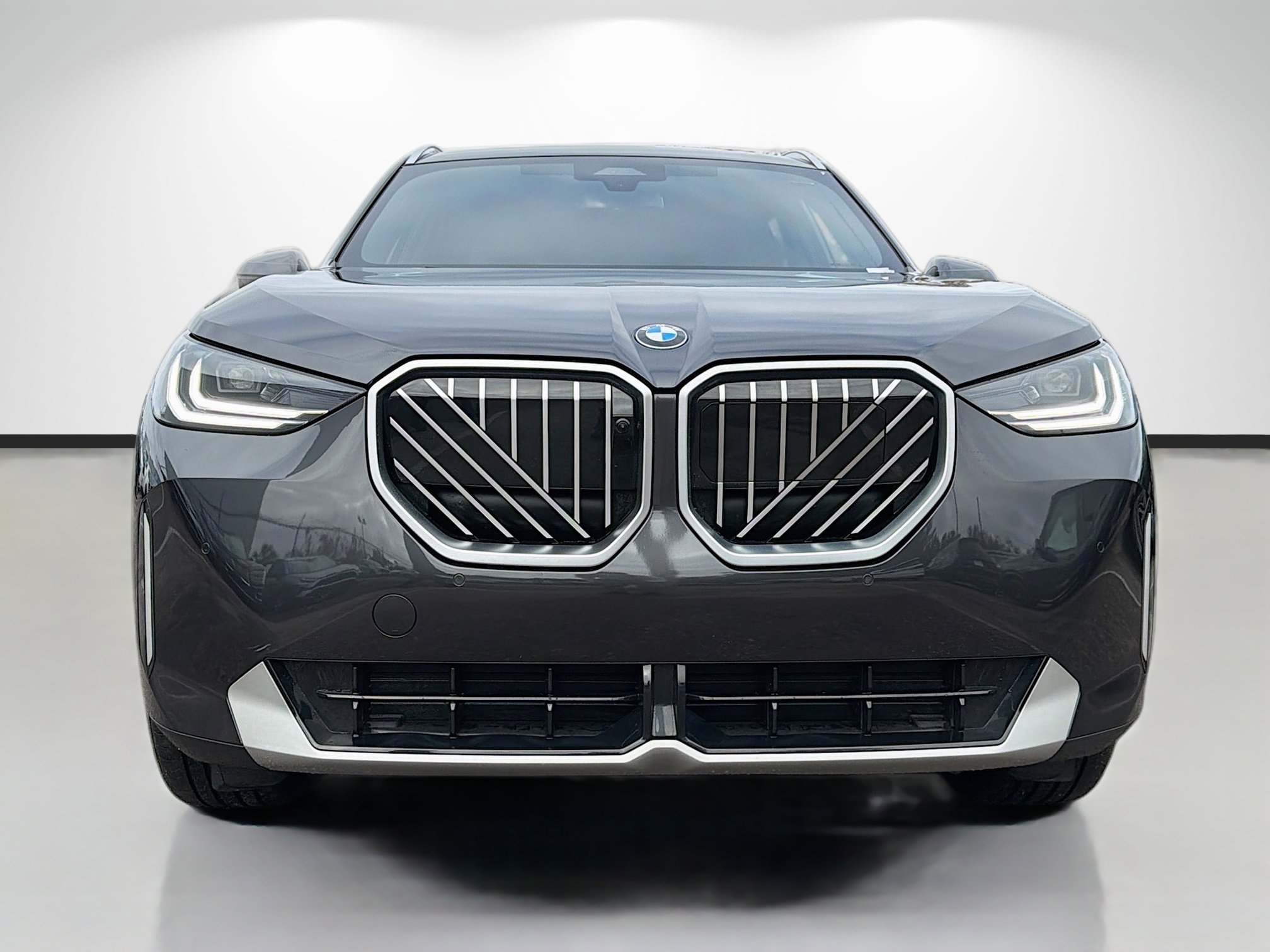 Used 2025 BMW X3 xDrive30i w/ Premium Package image 8