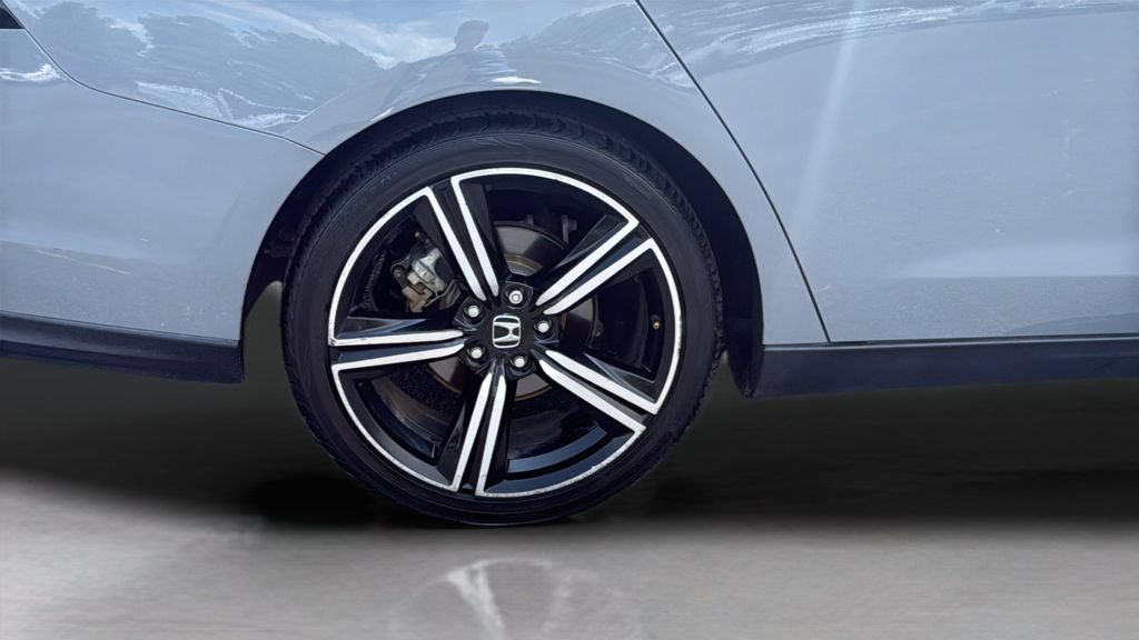 Used 2024 Honda Accord Sport image 25