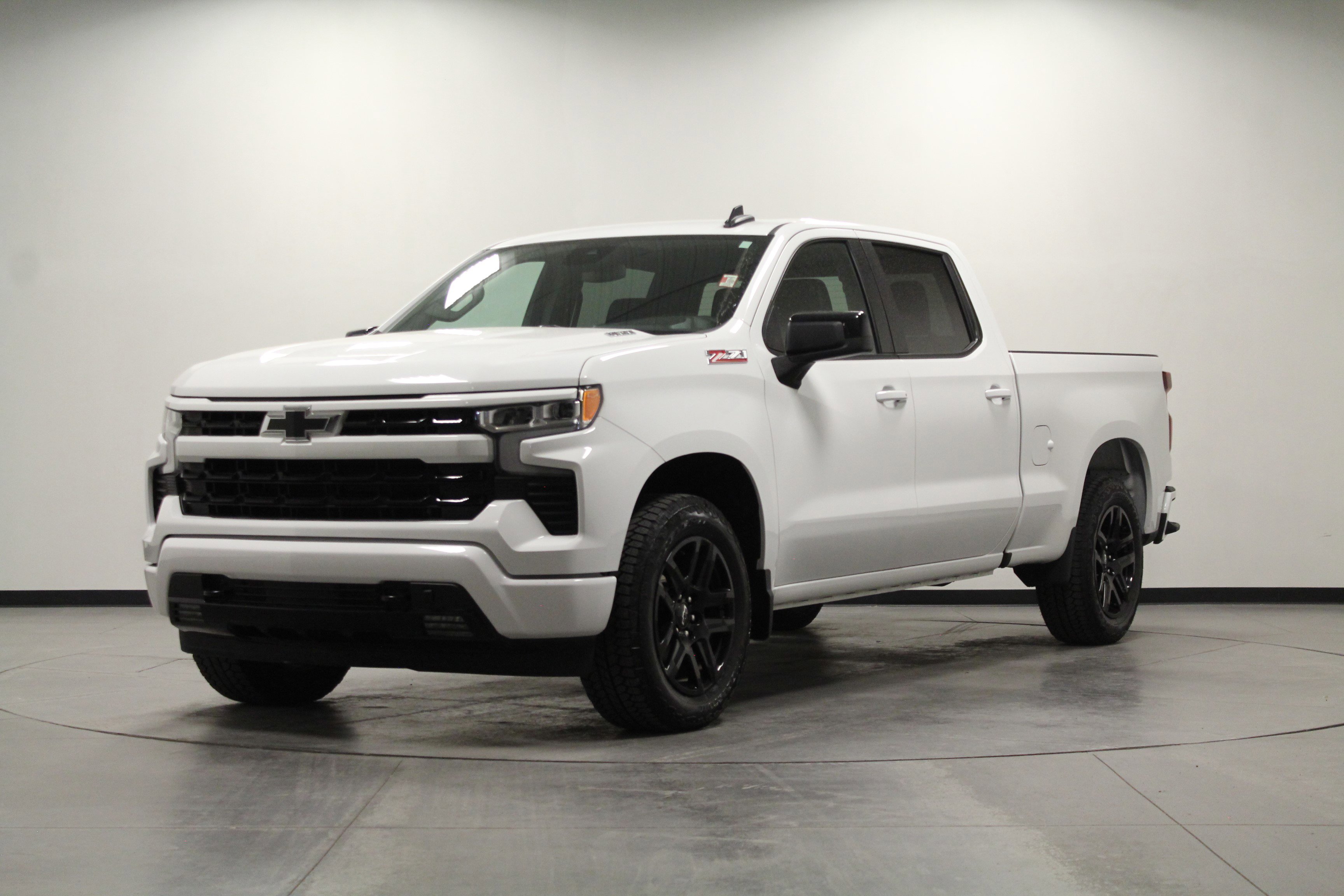 Used 2024 Chevrolet Silverado 1500 RST image 8