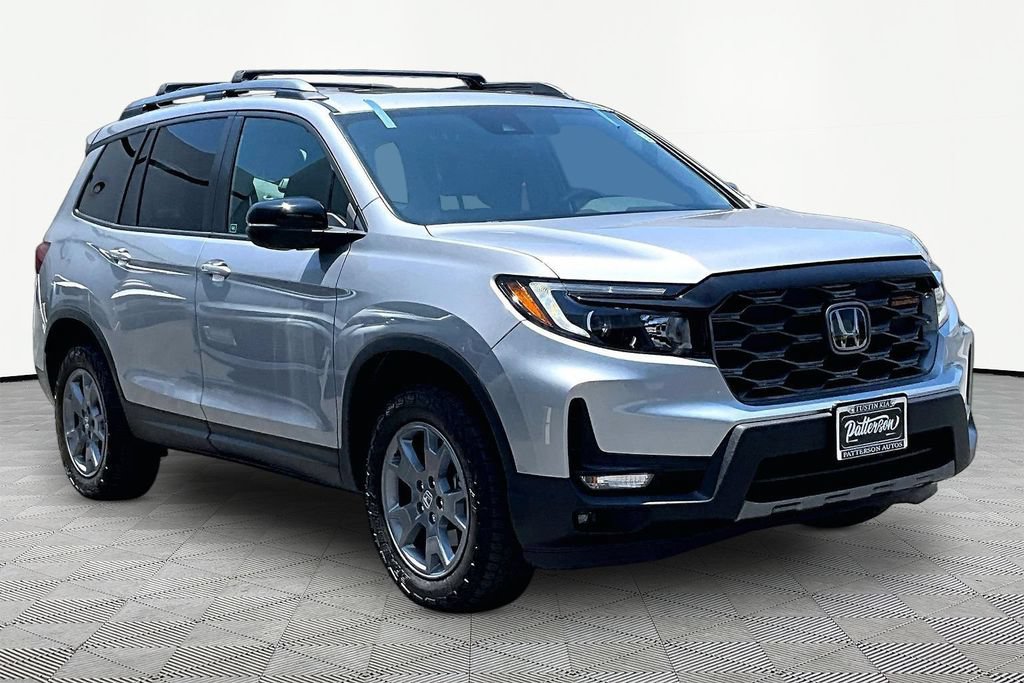 Used 2025 Honda Passport TrailSport image 5