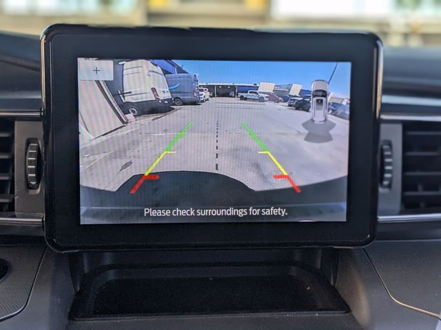 Used 2022 Ford Explorer XLT w/ Equipment Group 202A image 14