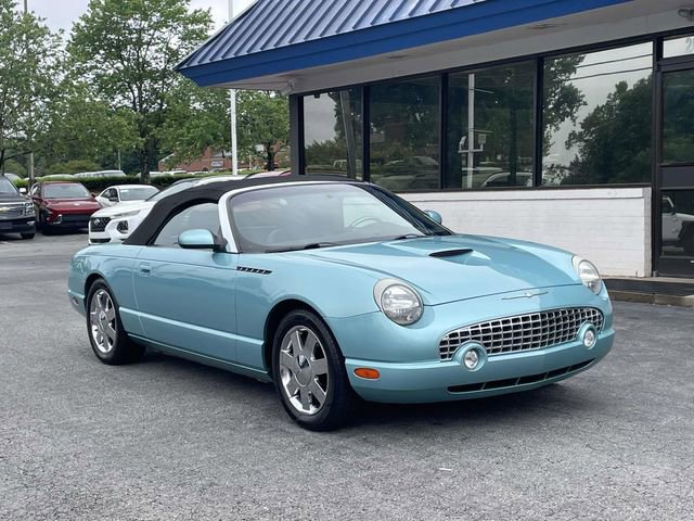 Used 2002 Ford Thunderbird RWD image 2