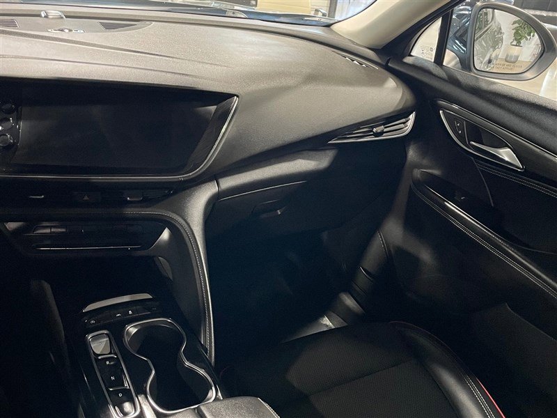 Used 2023 Buick Envision Essence w/ Sport Touring Package image 18