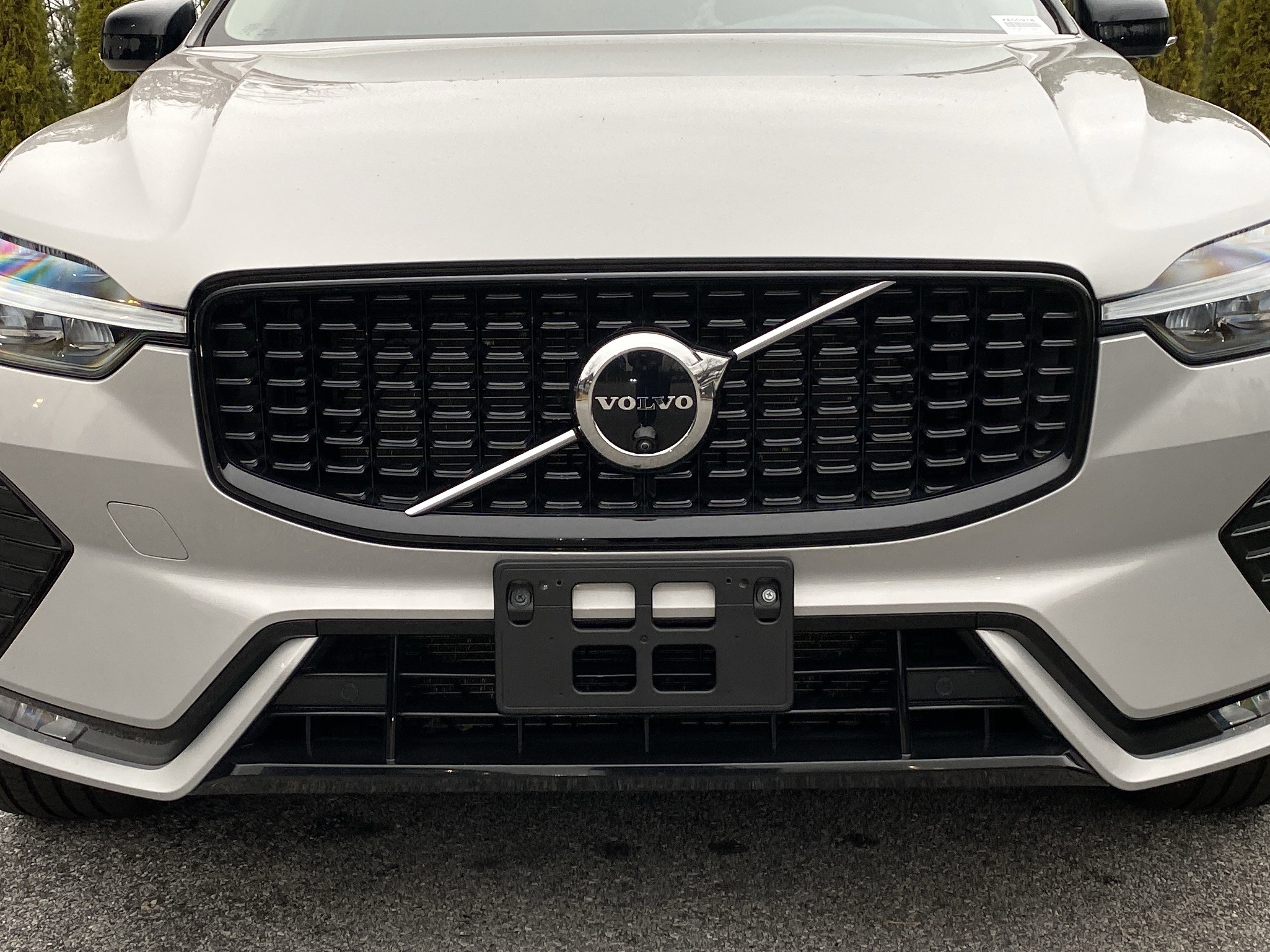 Used 2025 Volvo XC60 B5 Plus image 44