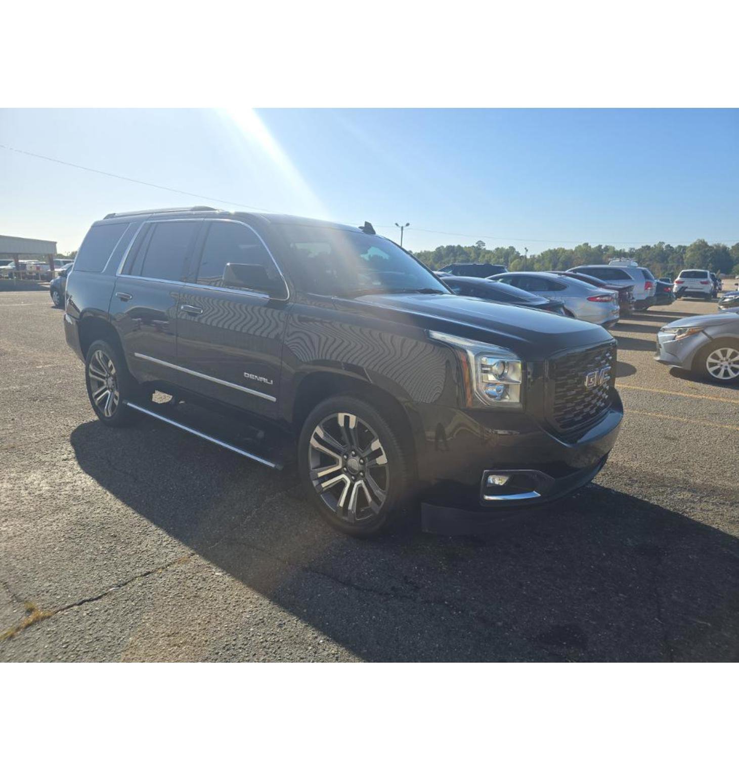 Used 2018 GMC Yukon Denali w/ Denali Ultimate Package video 2