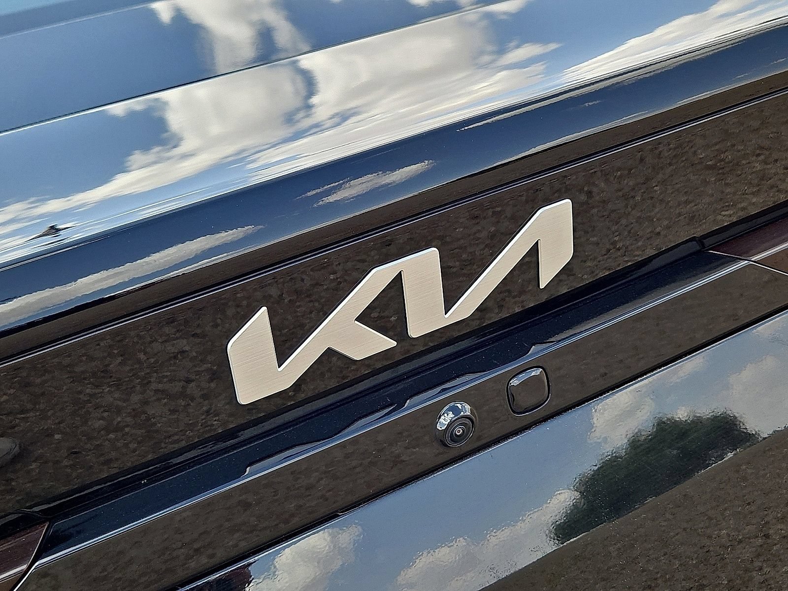 Used 2025 Kia K4 FWD image 13