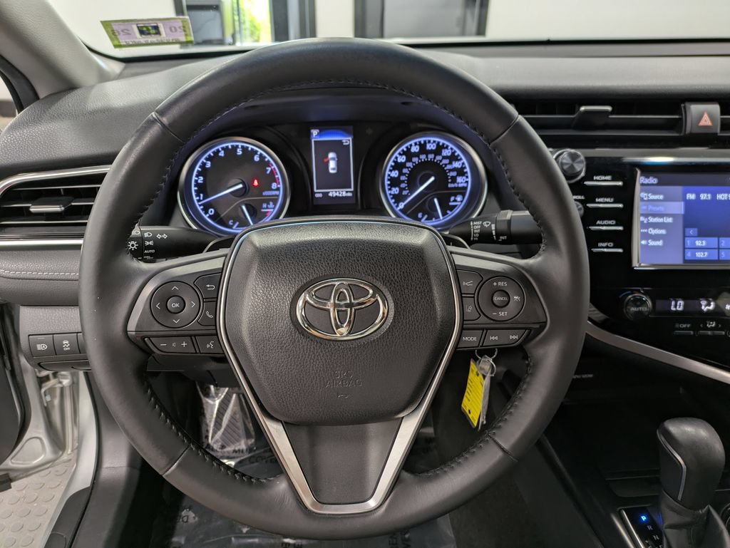 Used 2018 Toyota Camry SE FWD image 21