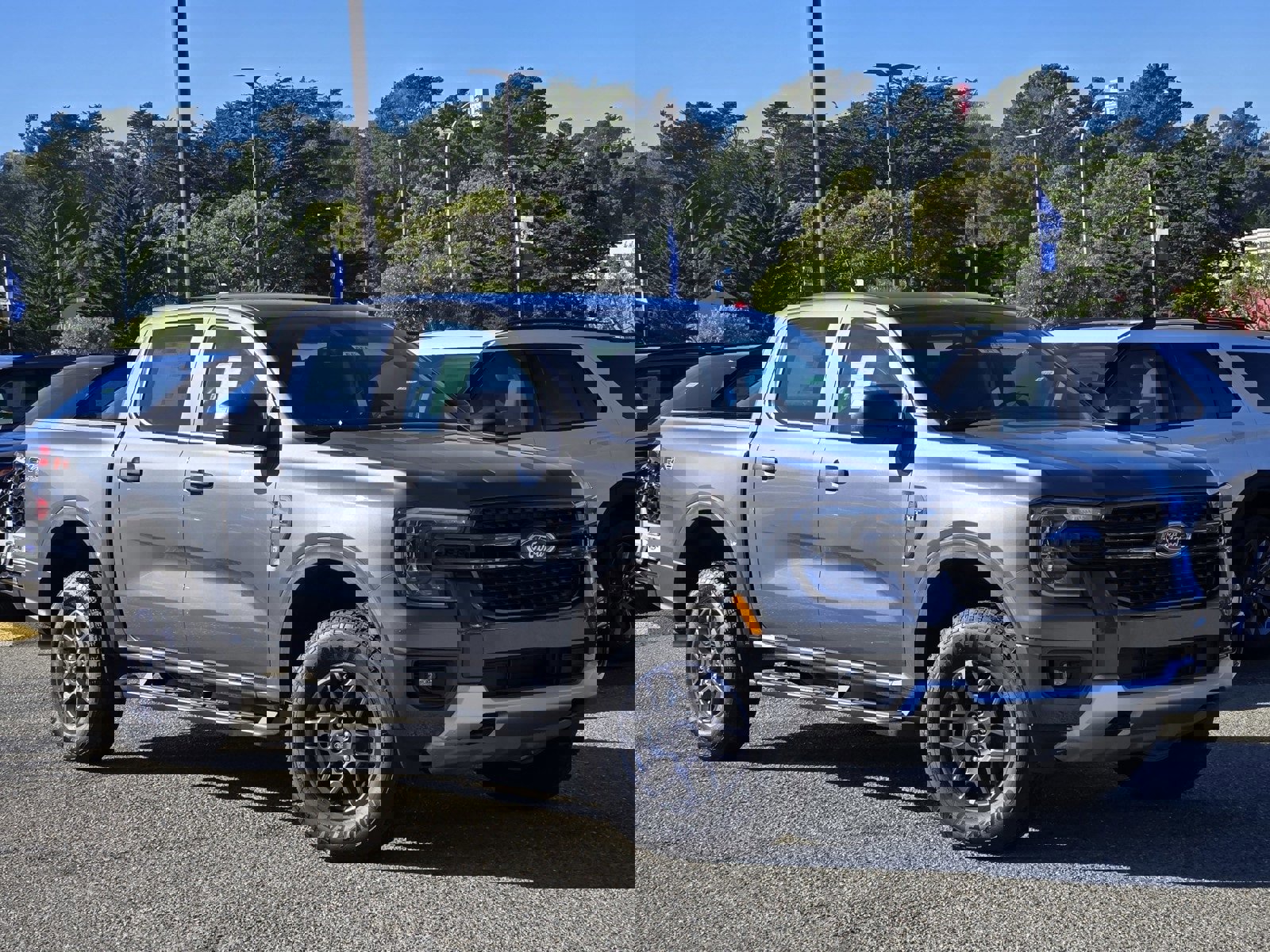 New 2025 Ford Ranger XLT w/ FX4 Off-Road Package image 2