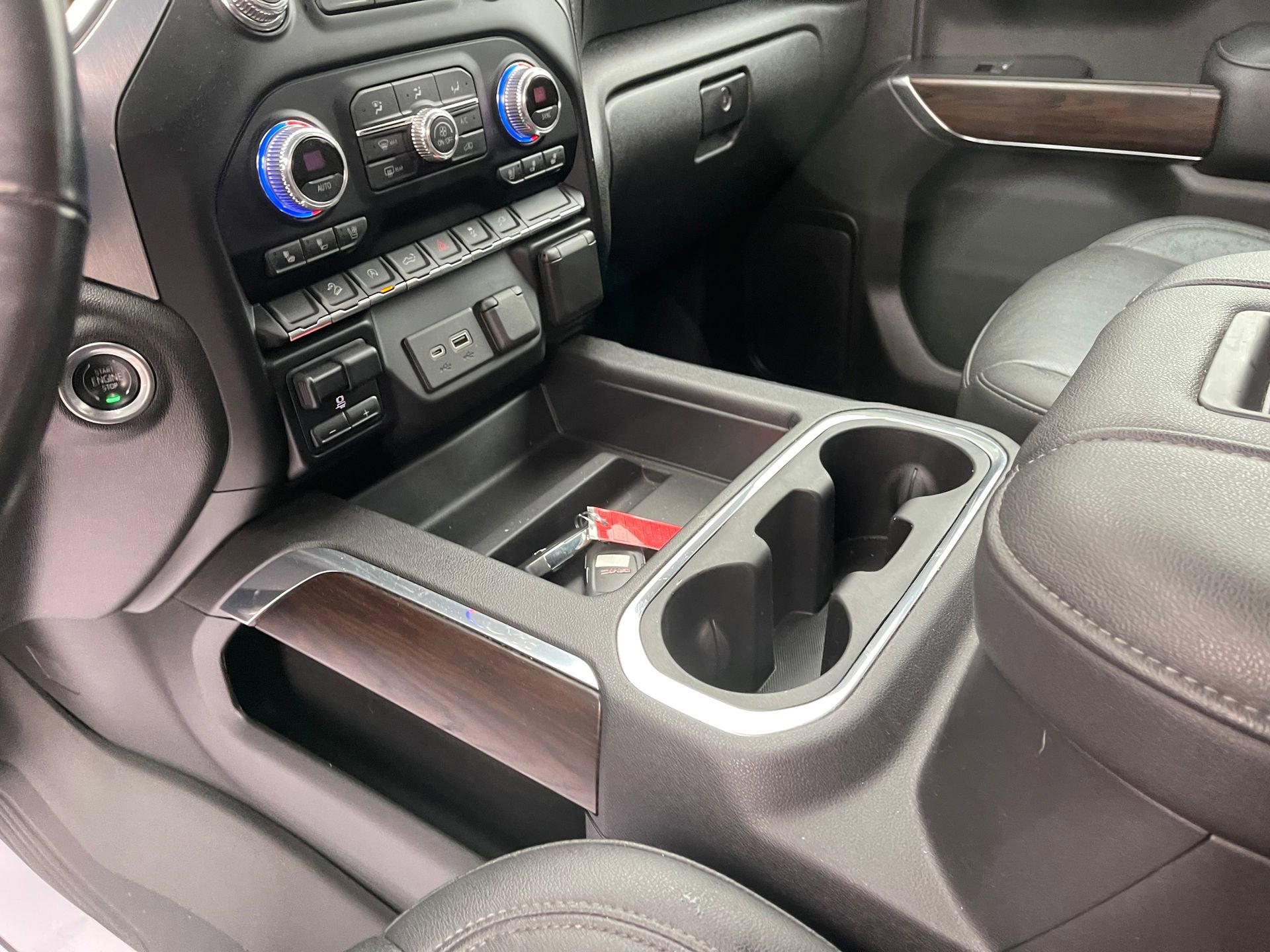 Used 2021 GMC Sierra 1500 SLT w/ SLT Premium Package image 18