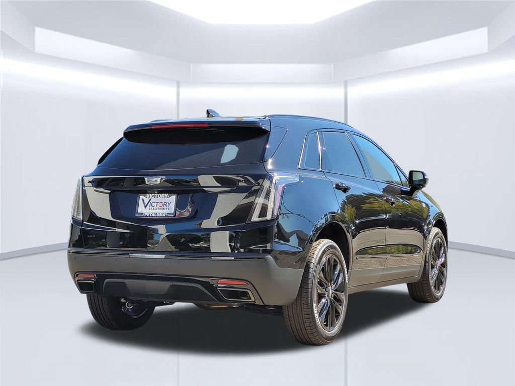 New 2026 Cadillac XT5 Sportv w/ LPO, Onyx Lite Package AWD/4WD image 4
