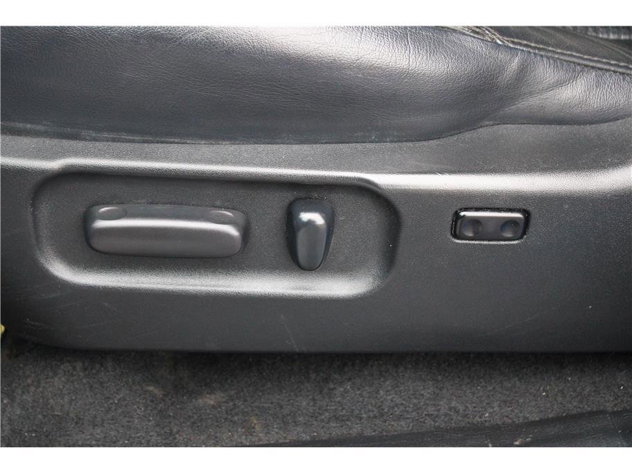 Used 2020 Toyota Tacoma TRD Sport w/ TRD Premium Sport Package image 11