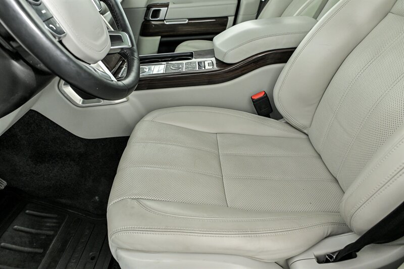 Used 2015 Land Rover Range Rover HSE AWD/4WD image 16