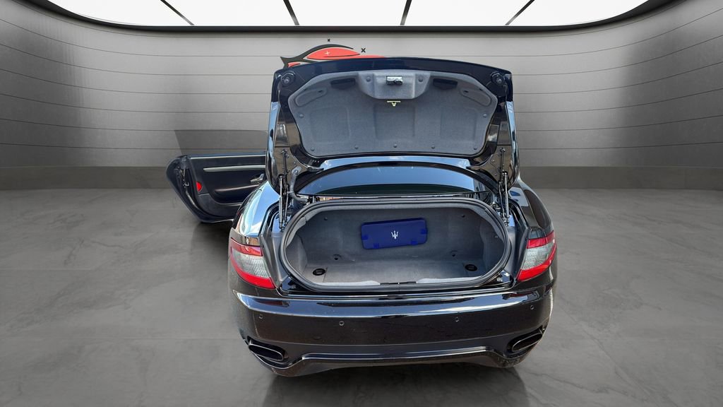 Used 2015 Maserati GranTurismo MC image 20