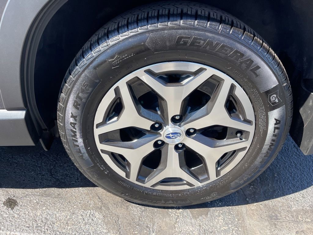 Used 2019 Subaru Forester Premium image 29