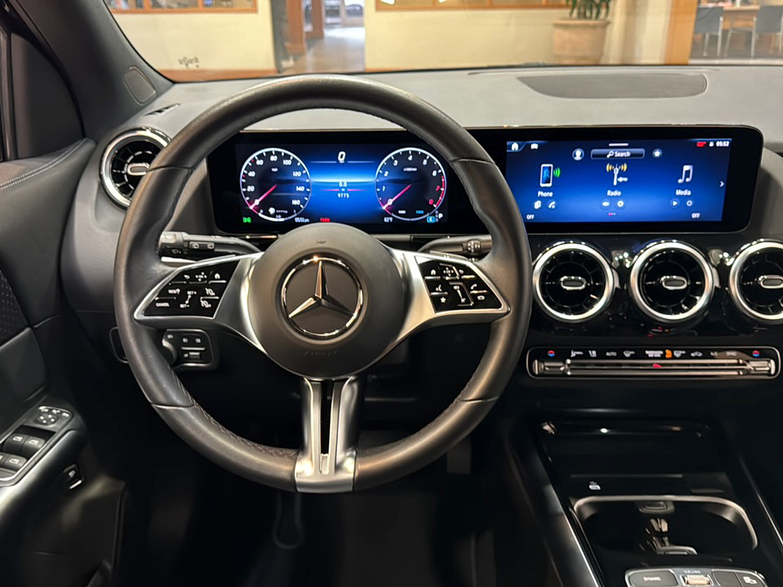 Certified 2025 Mercedes-Benz GLA 250 image 16