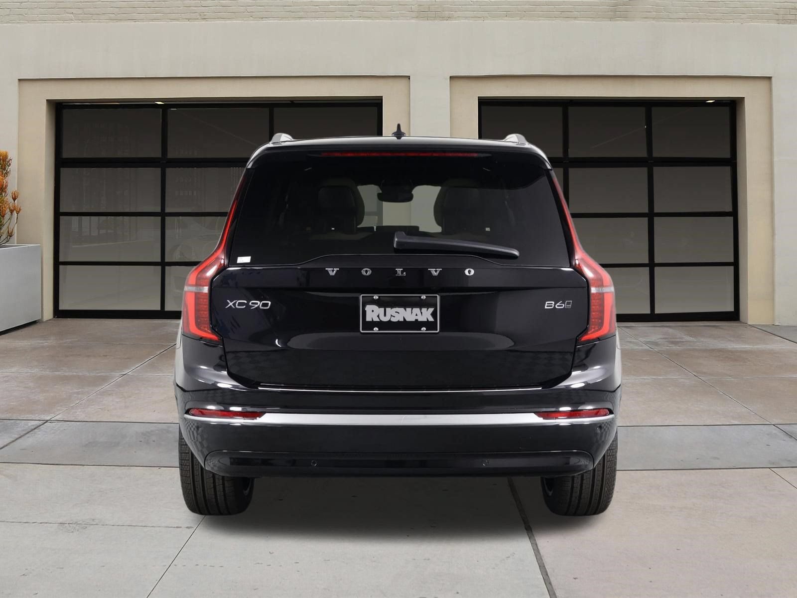 New 2026 Volvo XC90 B6 Plus w/ Protection Package AWD/4WD image 4