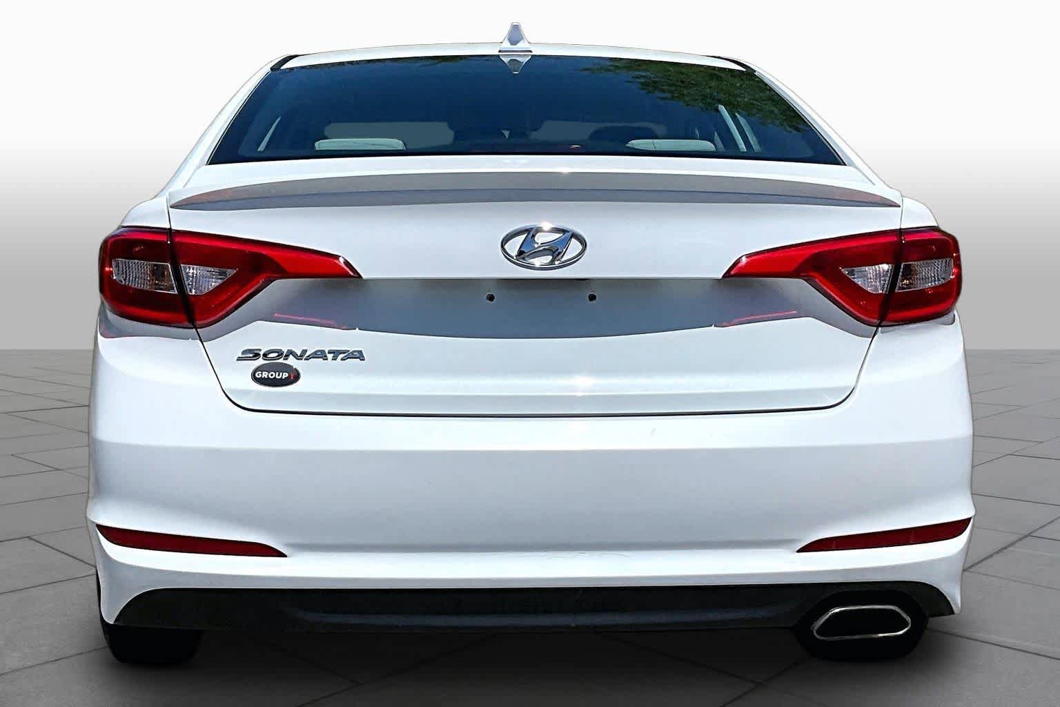 Used 2016 Hyundai Sonata SE FWD image 5