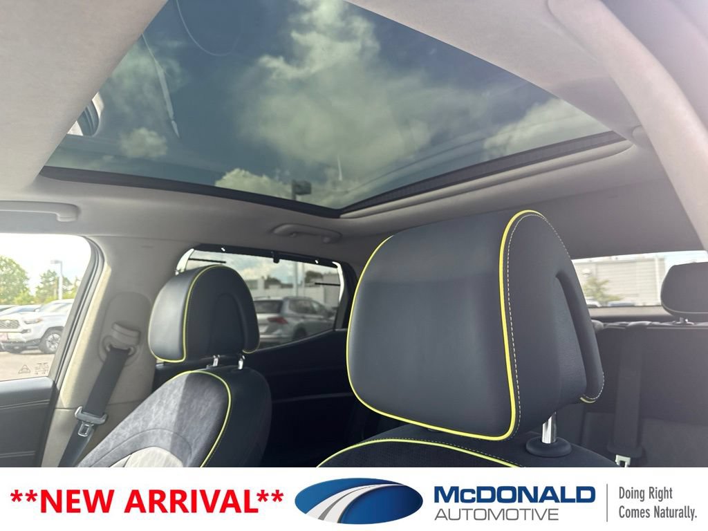 Used 2023 Genesis GV60 Performance AWD/4WD image 12