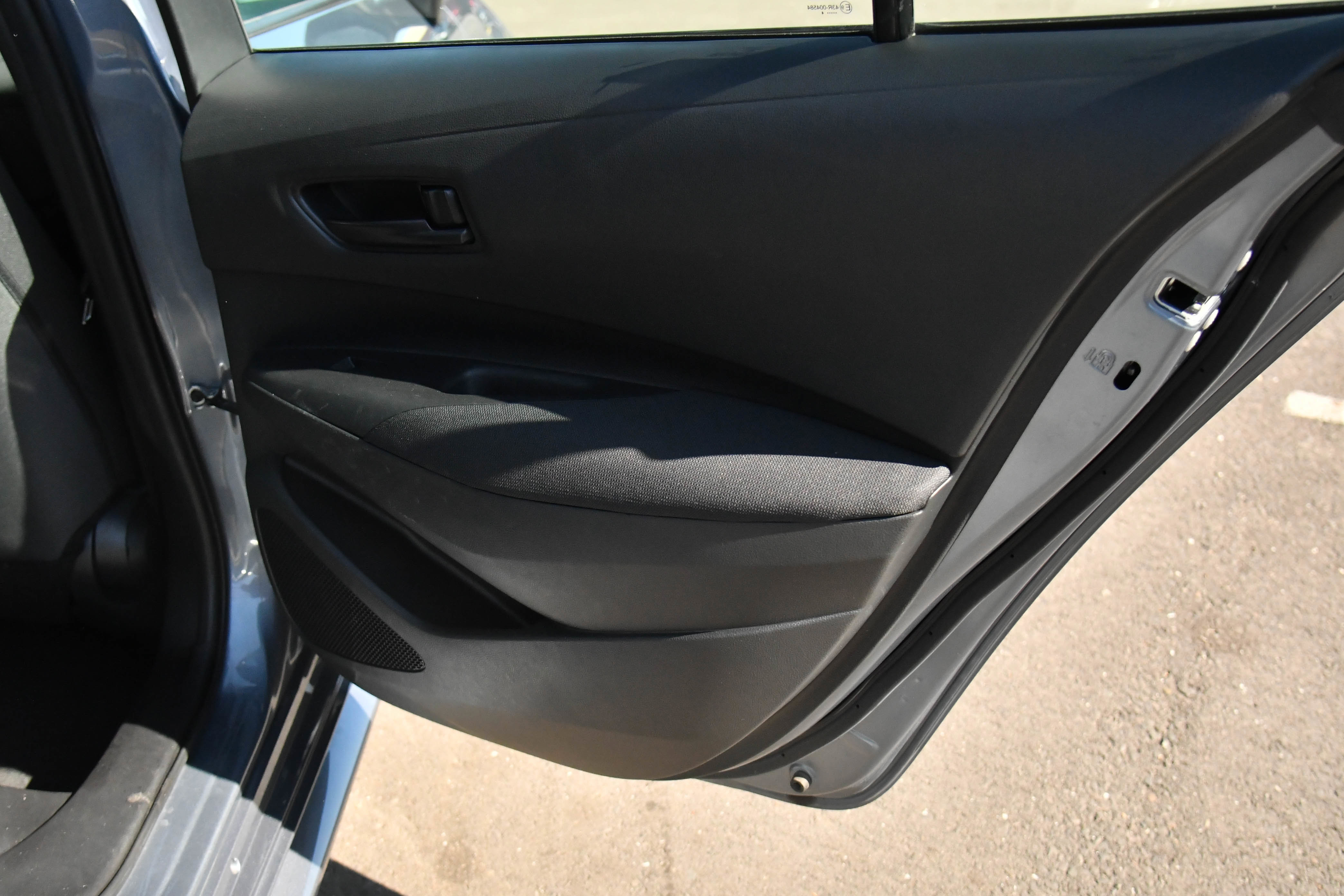 Used 2024 Toyota Corolla LE image 38