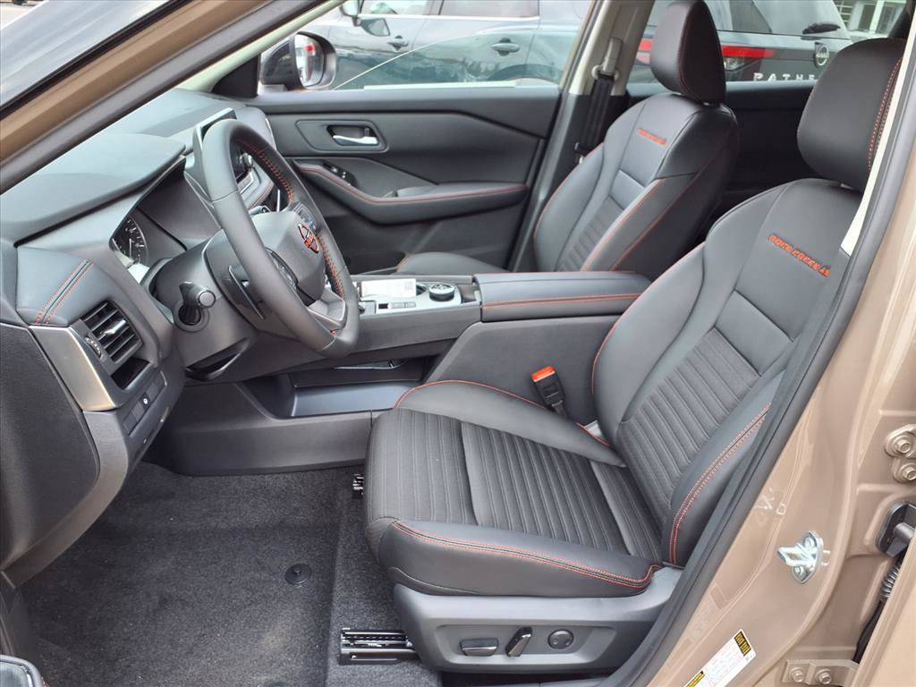 New 2026 Nissan Rogue SV image 4