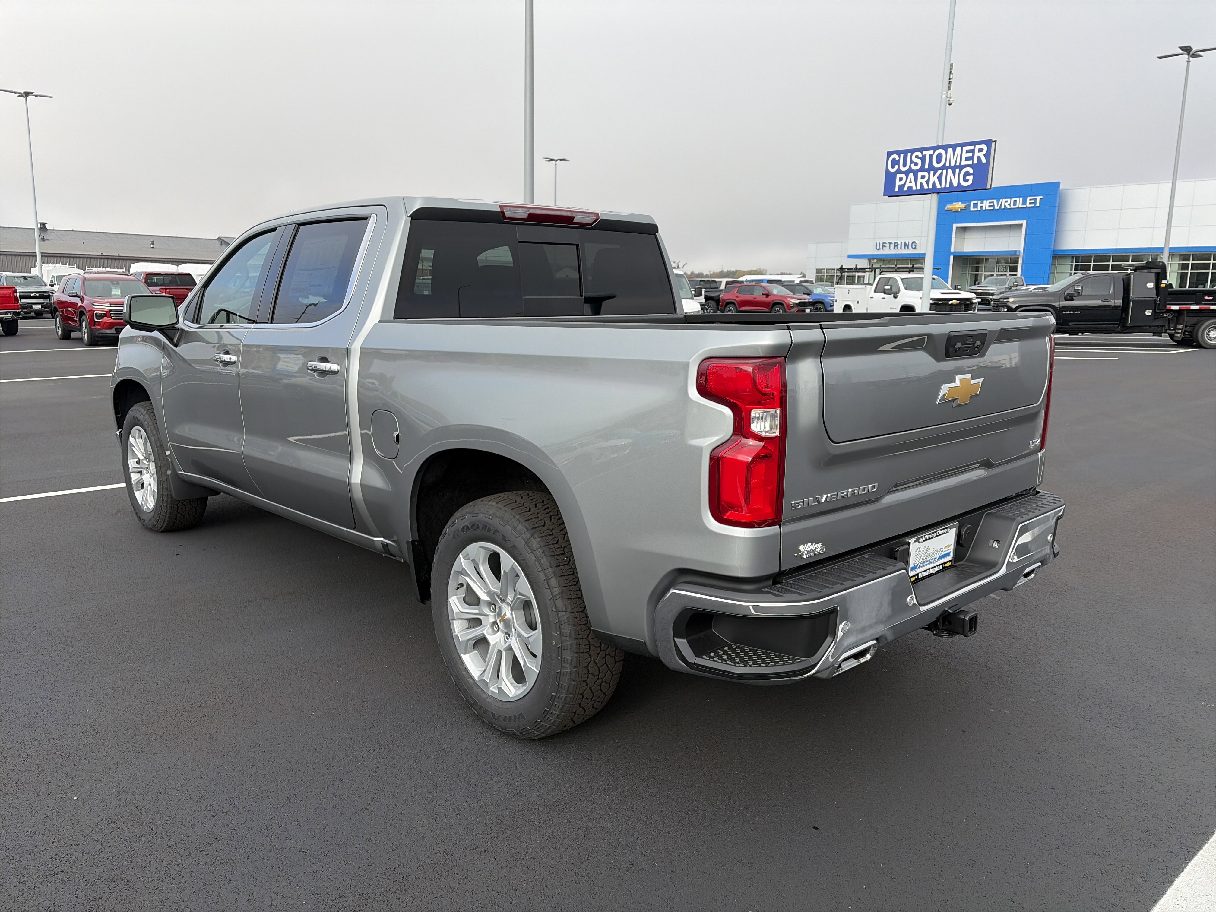New 2026 Chevrolet Silverado 1500 LTZ w/ LTZ Premium Package image 11