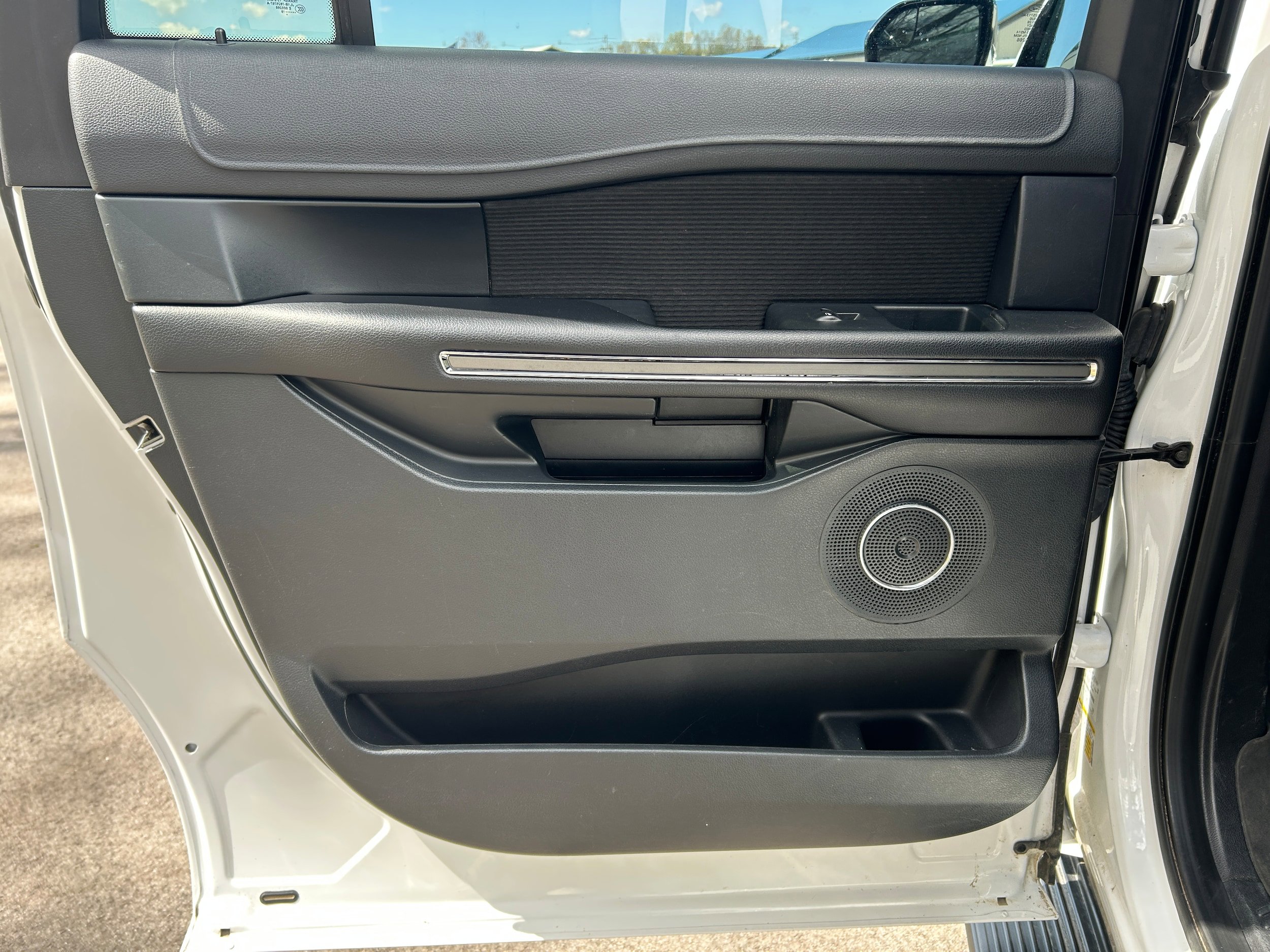 Used 2019 Ford Expedition Max XLT AWD/4WD image 18